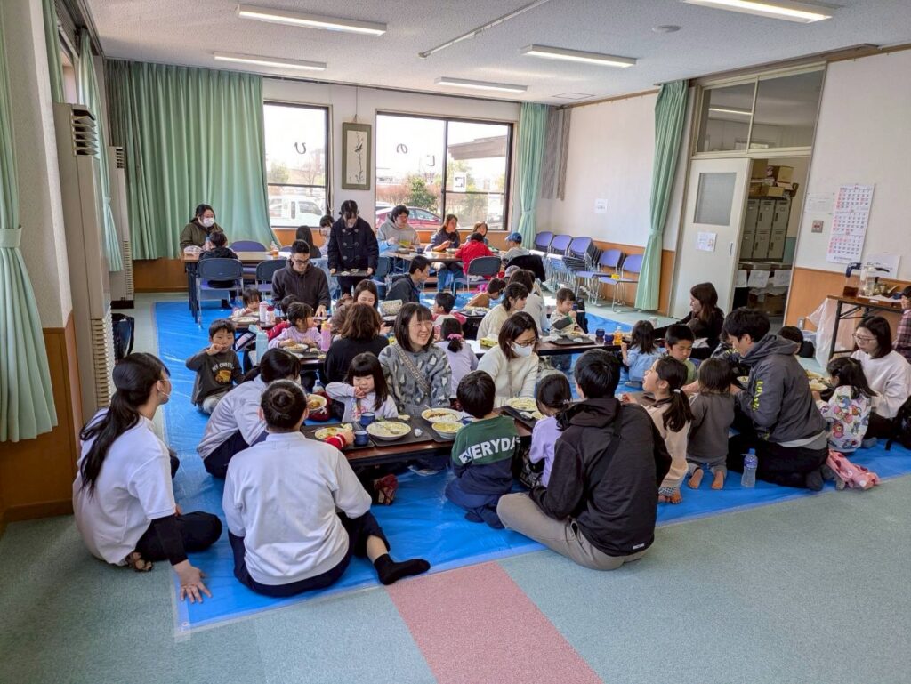 にじのひろば-こども食堂の風景2
